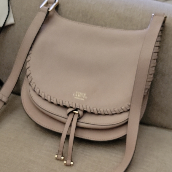 Vince Camuto Handbags - Vince Camuto Blush Leather Crossbody Bag